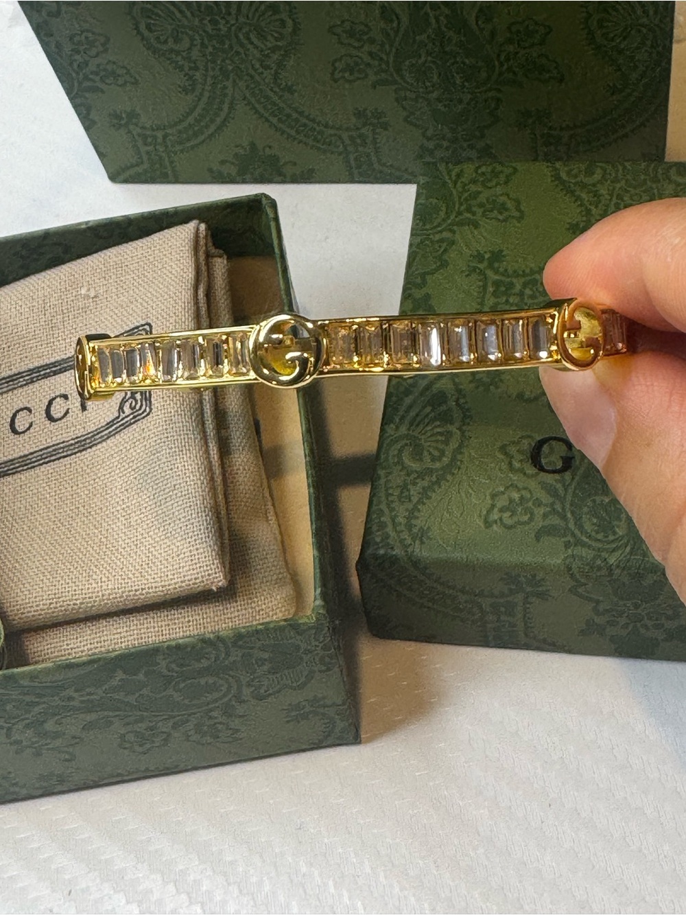 Gucci Gold Bracelet with Clear Baguette Crystals and Interlocking Gs - Picture 4 of 7